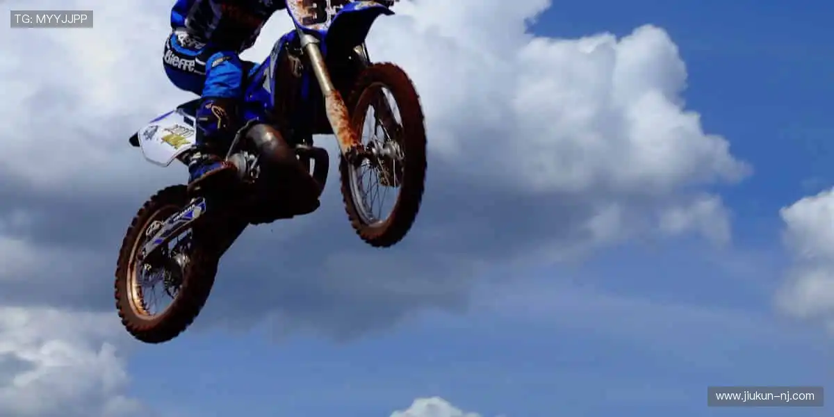 🏀 指尖轻点，高清直播让你身临其境！📱